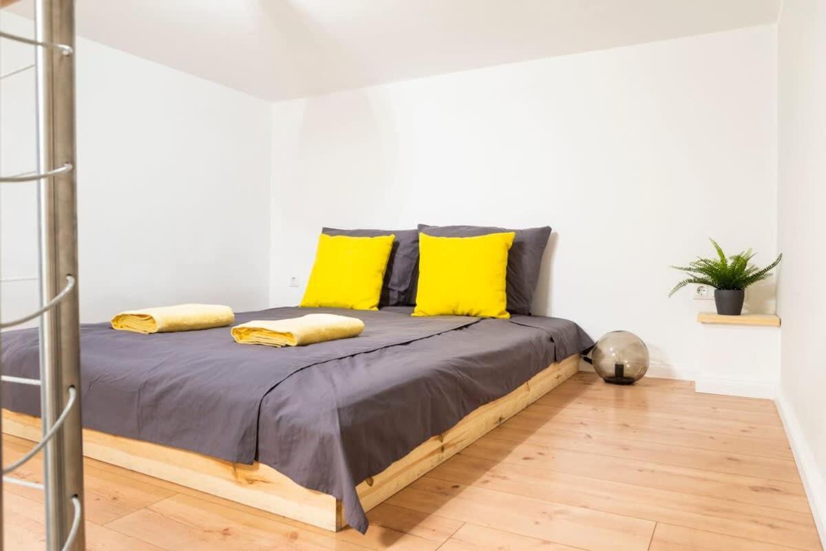 Spacious Two Br Plus Ac Plus Selfcheckin 베를린 외부 사진